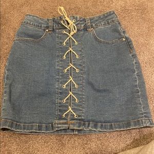 super cute pacsun denim skirt